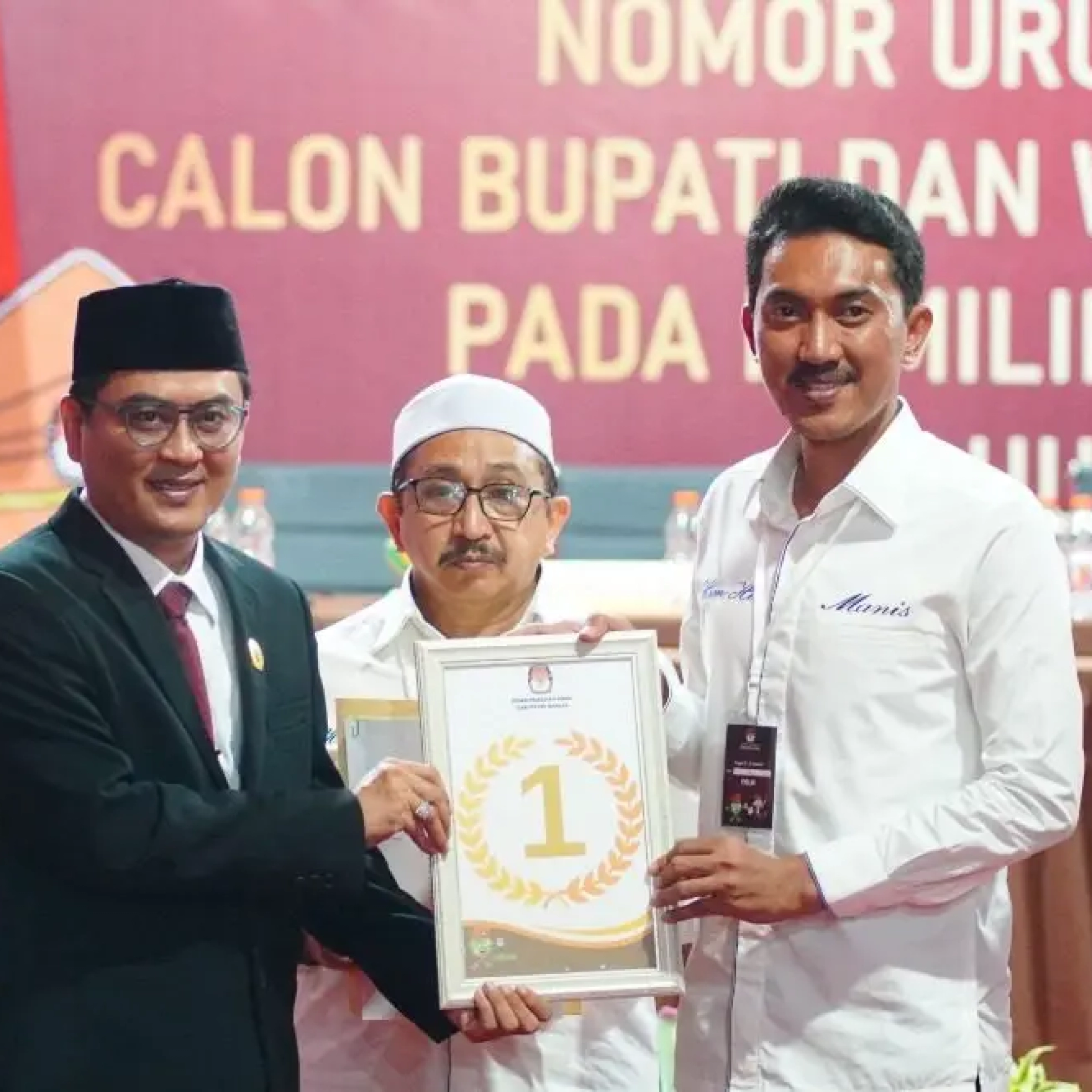 Pasangan H Saidi Mansyur - Said Idrus Al Habsyie kembali mendapatkan nomor urut 01 di Pilkada 2024. foto-agus