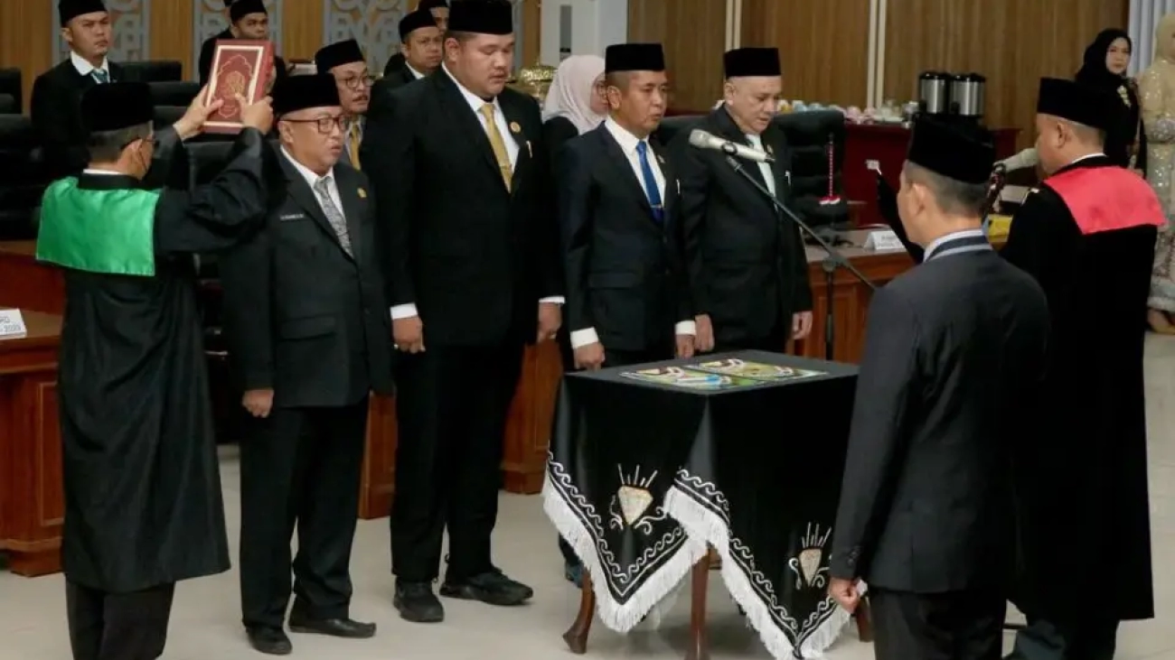Pengambilan sumpah janji pimpinan DPRD Kabupaten Banjar periode 2024-2029. foto-MC Banjar